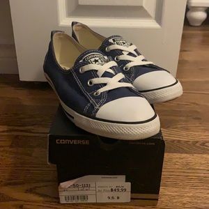 Navy Blue Slip-On Converse!